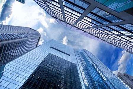 《笨嘴财经直播:趣味解读财经风云》